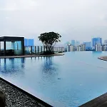 Kenwingston Platz Signature Suites By Manhattan Group