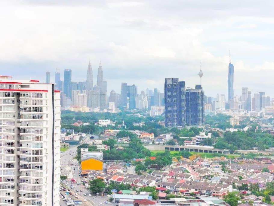 Kenwingston Platz Signature By Manhattan Group Pangsapuri