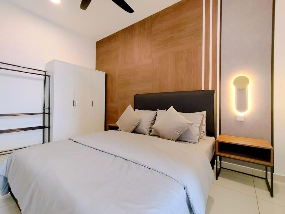 Kenwingston Platz Signature By Manhattan Group Pangsapuri Kuala Lumpur
