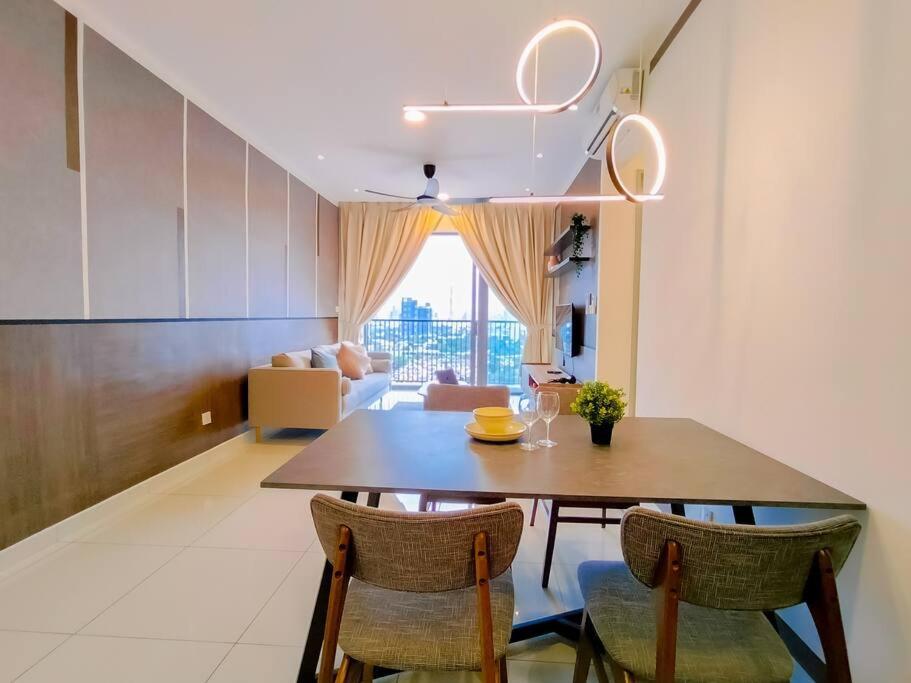 Pangsapuri Kenwingston Platz Signature By Manhattan Group *